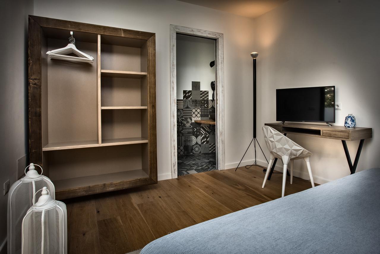 Teku Sardinia Boutique Hotel บารีซาร์โด ภายนอก รูปภาพ
