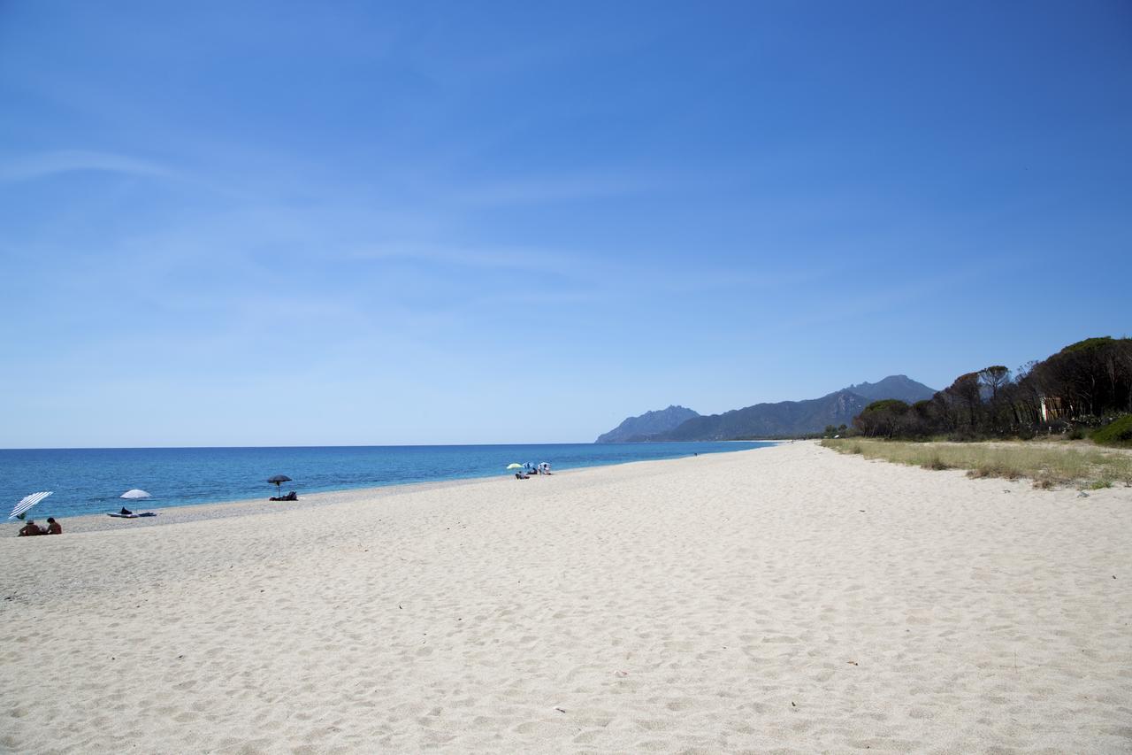 Teku Sardinia Boutique Hotel บารีซาร์โด ภายนอก รูปภาพ
