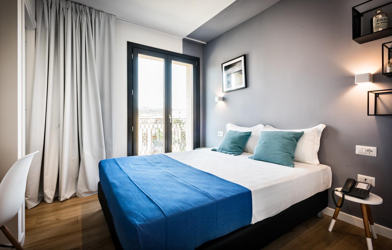 Teku Sardinia Boutique Hotel บารีซาร์โด ภายนอก รูปภาพ