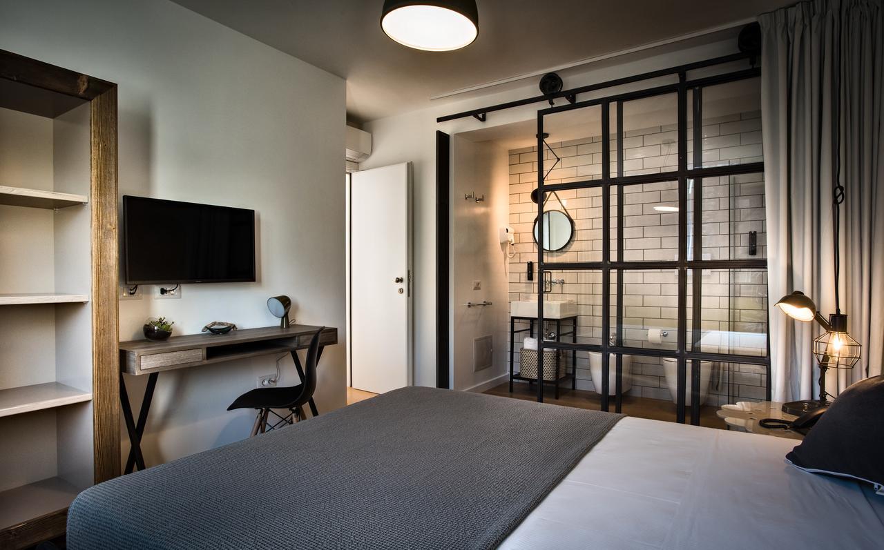 Teku Sardinia Boutique Hotel บารีซาร์โด ภายนอก รูปภาพ